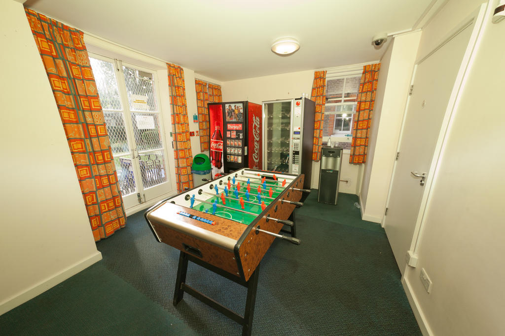 Evelyn Gardens Hostel London Luaran gambar